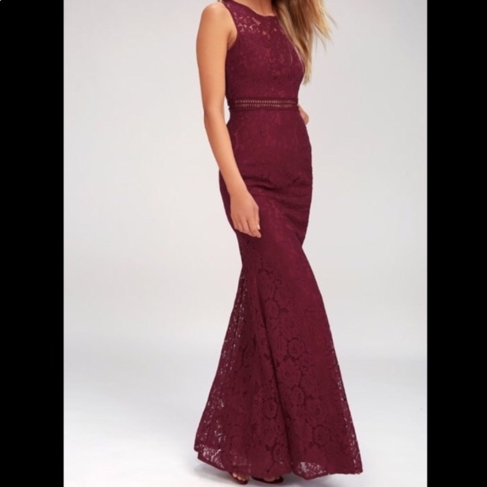 LULUS Bridesmaid dress. Maroon. PRICED TO SELL